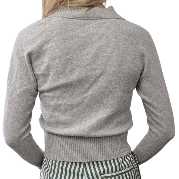 Everlane Cashmere Cardigan XS Taupe Fitted Cropped Button Front Minimalist - Picture 4 of 7